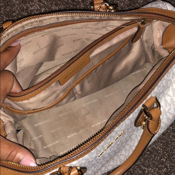 Purse - Picture 4 of 5